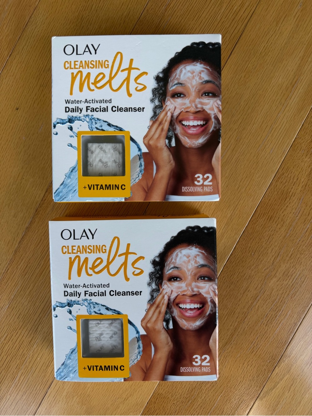 OLAY Cleansing Melts Daily Facial Cleanser + Vitamin C Bundle of 2